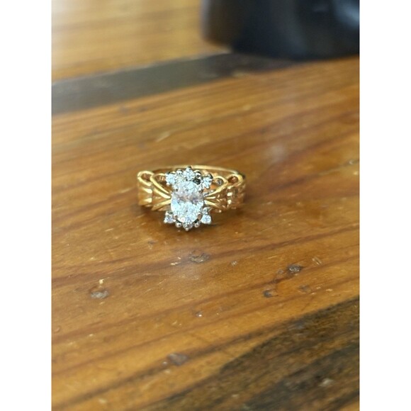 Vintage 14K Gold Electroplated Bow Shaped Cubic Zirconia Ring Size 9 Statements - Picture 2 of 14